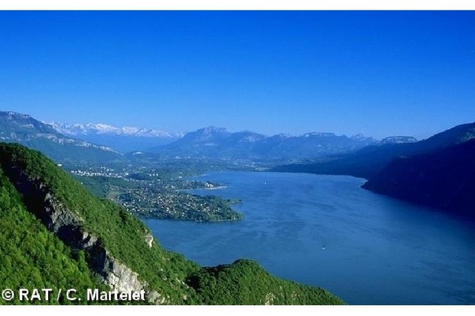 Le Lac De Carouge Tarifs Et Avis Camping 73250 Saint Pierre D