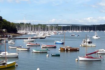 Camping La Plage De Treguer Plonevez Porzay Locations