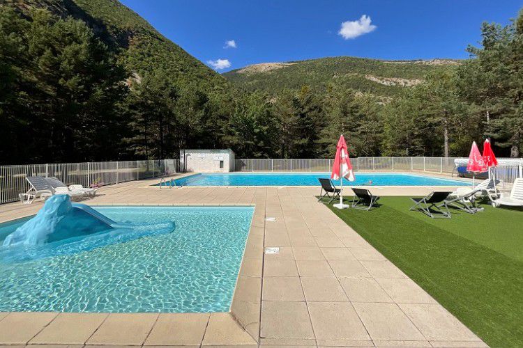 Le Parc des Serigons tarifs et avis Camping 05400 La RochedesArnauds Camping and co Le Parc des Serigons tarifs et avis Camping 05400 La RochedesArnauds Camping and co
