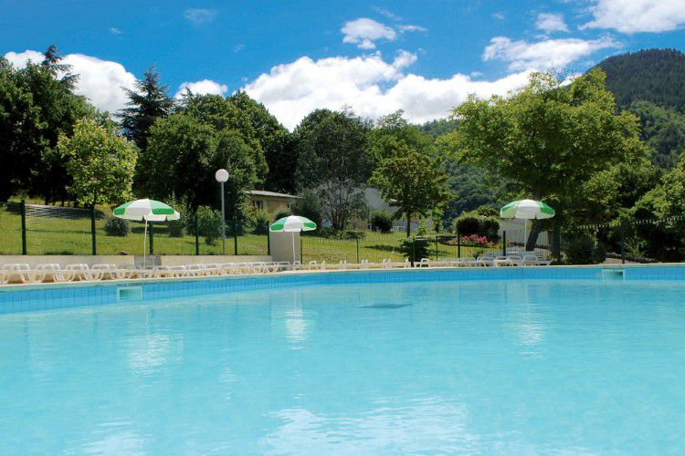 Village Club Le Parc des Cévennes - Florac - tarifs et avis - Camping ...
