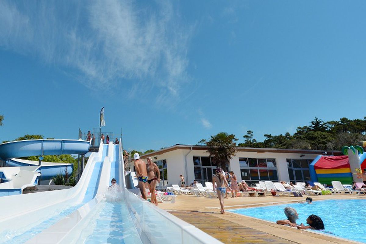 camping-l-anse-des-pins-saint-georges-d-ol-ron-tarifs-et-avis