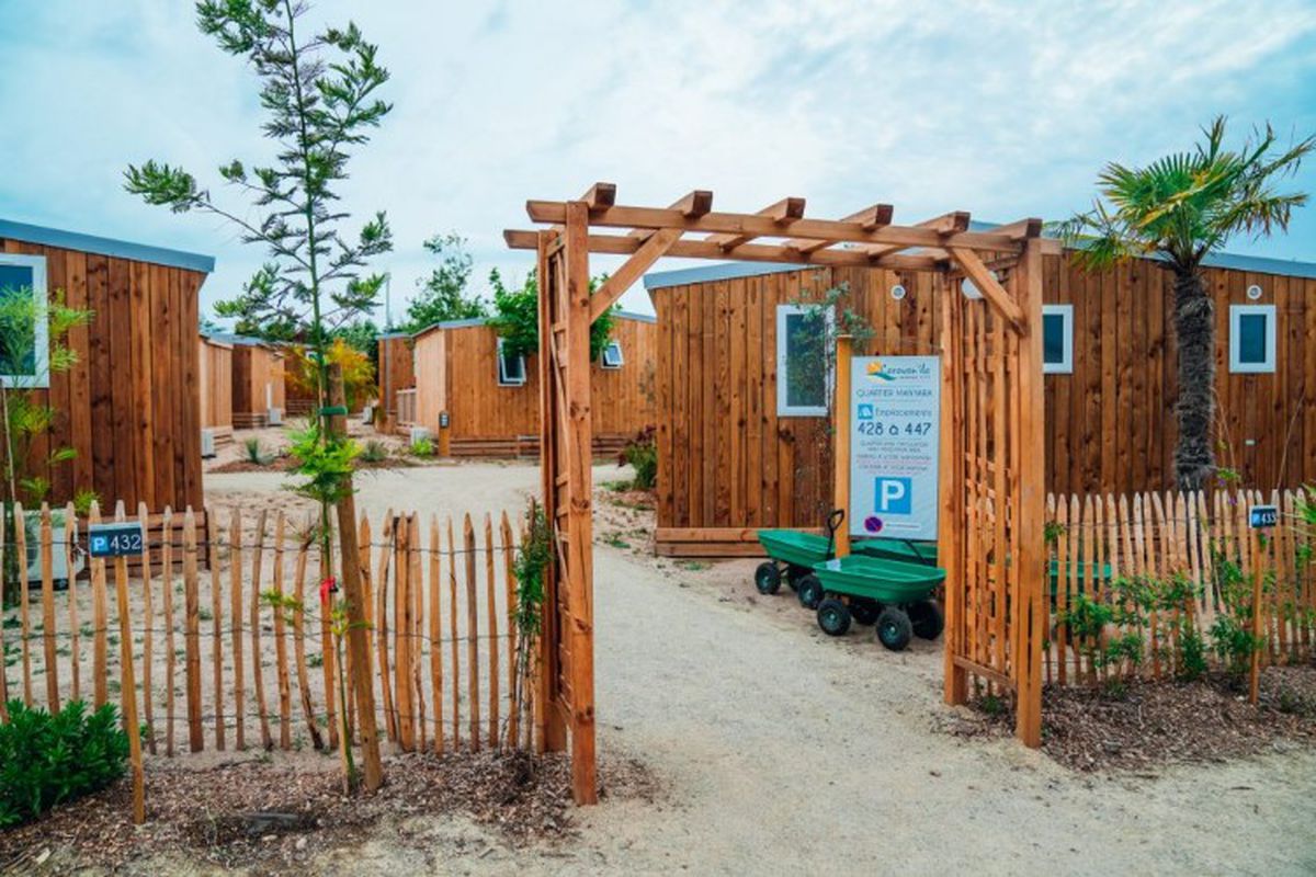 Caravan'Ile tarifs et avis Camping 85680 La Guérinière Camping and co