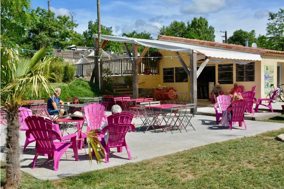 Camping Le Coin Charmant - Chauzon - tarifs et avis - Camping and co