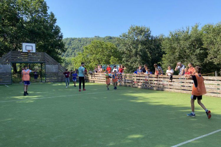 Camping Le Rocher De La Cave CarsacAillac tarifs et avis Camping and co