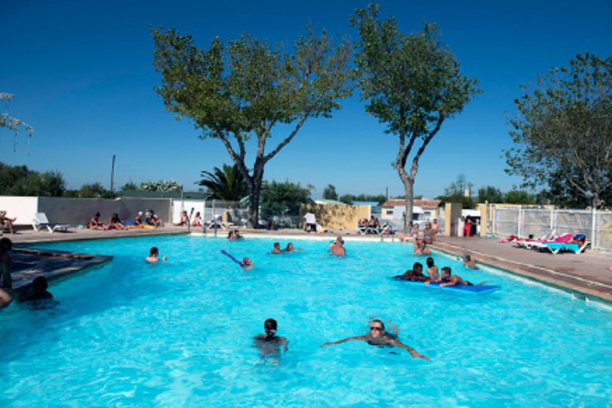 avis sur camping les roquilles