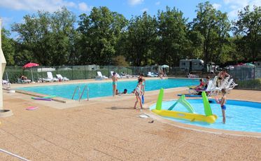 Campingplatze In Midi Pyrenees Ihr Camping Urlaub Im Mobilheim Camping And Co