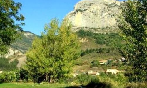 Les Noyers