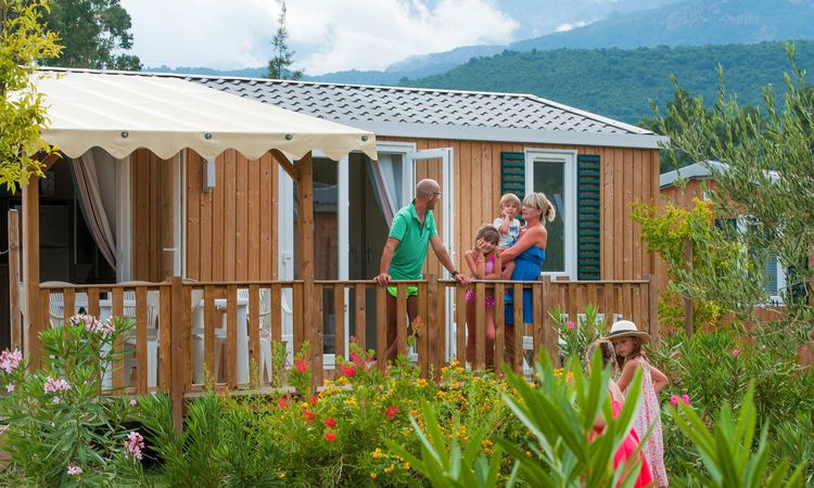 Camping Sole Di Sari - Sari-Solenzara : Campingplatz buchen | Camping and Co