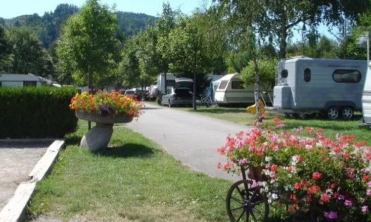 weinglas camping Graviertes Weinglas fr Camper mit Wunschname  geschenke-online.de