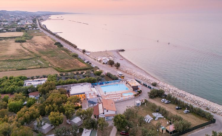 Roseto Degli Abruzzi Easy Camping Village - Abruzzo