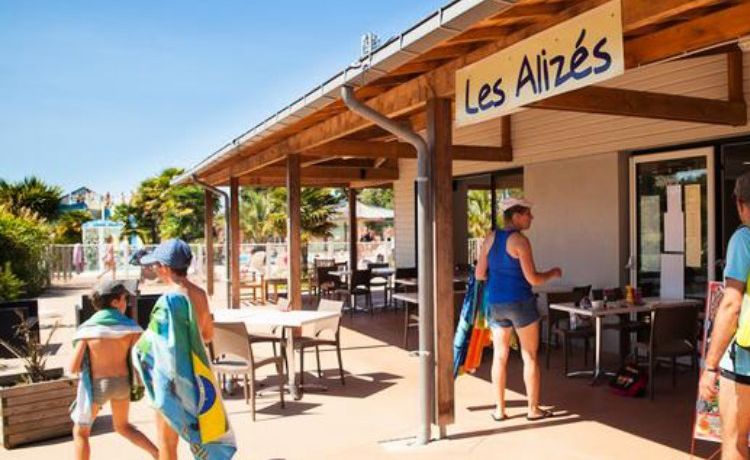 Les Alizés - tarifs et avis Camping - 22300 Lannion - Camping and co