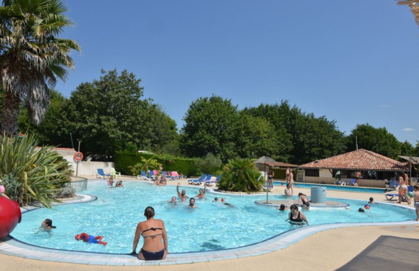 Camping Les Bruyeres