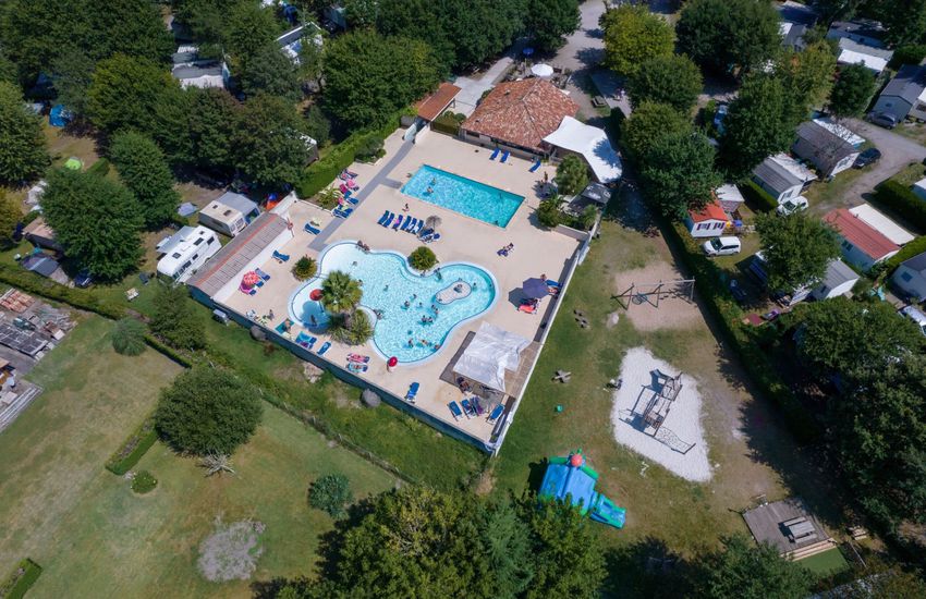 Camping Les Bruyeres