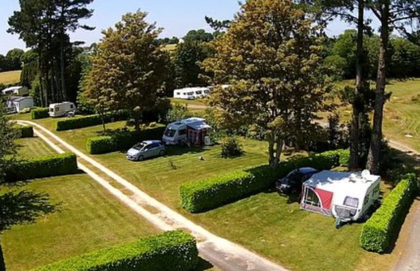 Camping Les Genêts D'Or