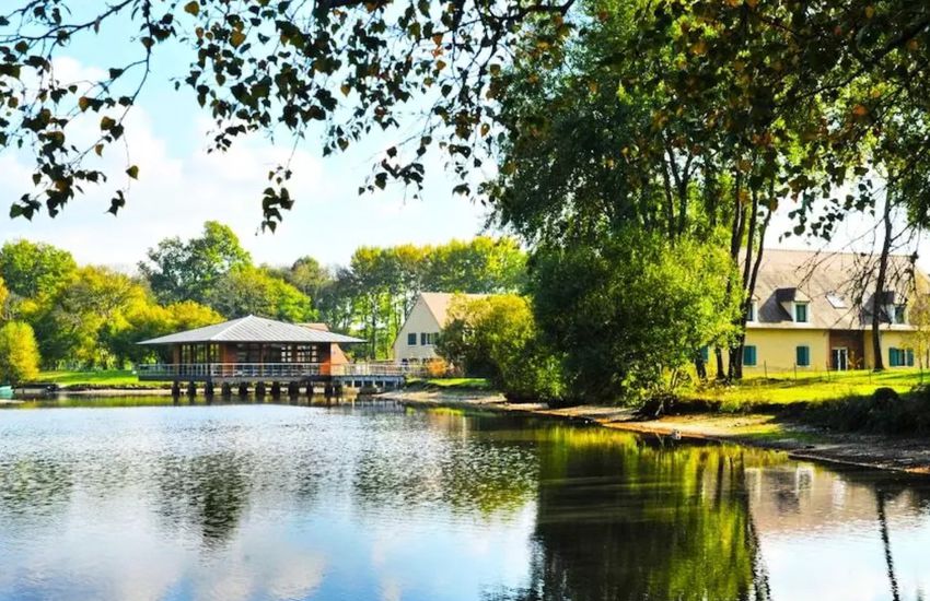 Domaine De Sainte Montaine