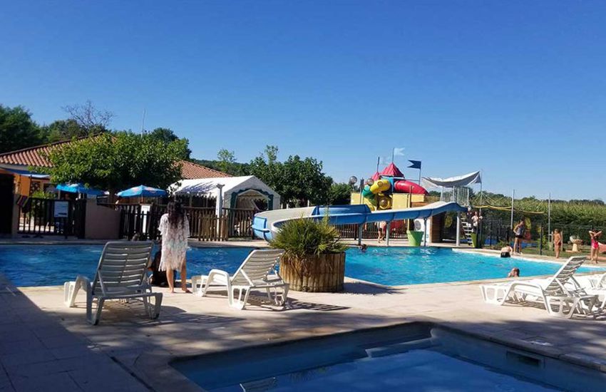 Camping Les Chalets sur la Dordogne