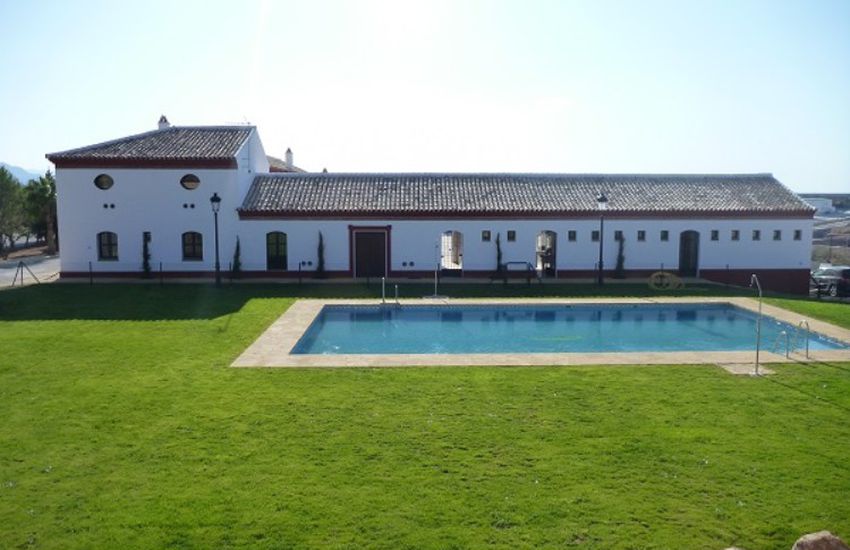 Camping Pueblo Blanco