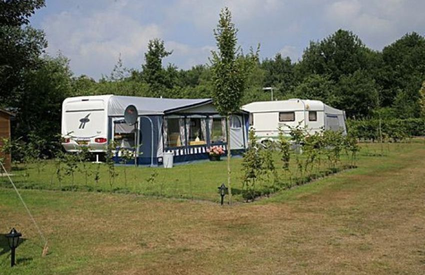 Camping De Warme Bossen