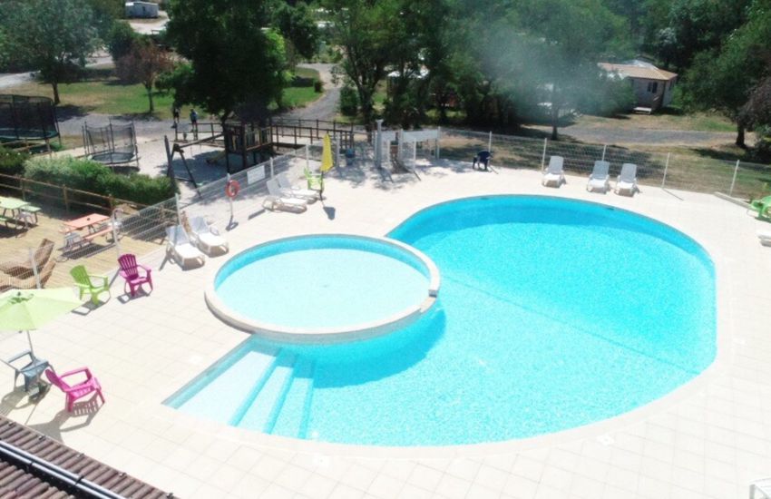 Camping Le Village De Florine