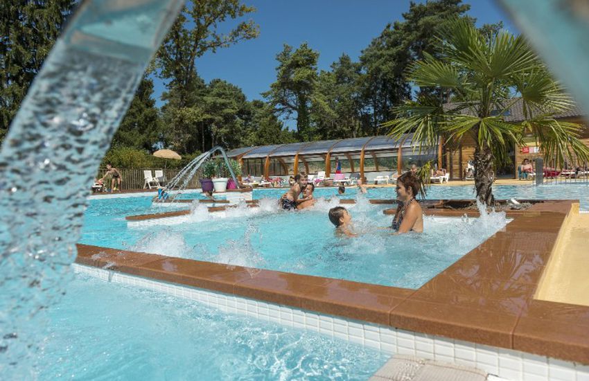 Camping La Pinède