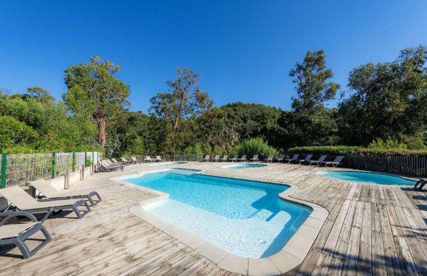 Camping Sole Di Sari
