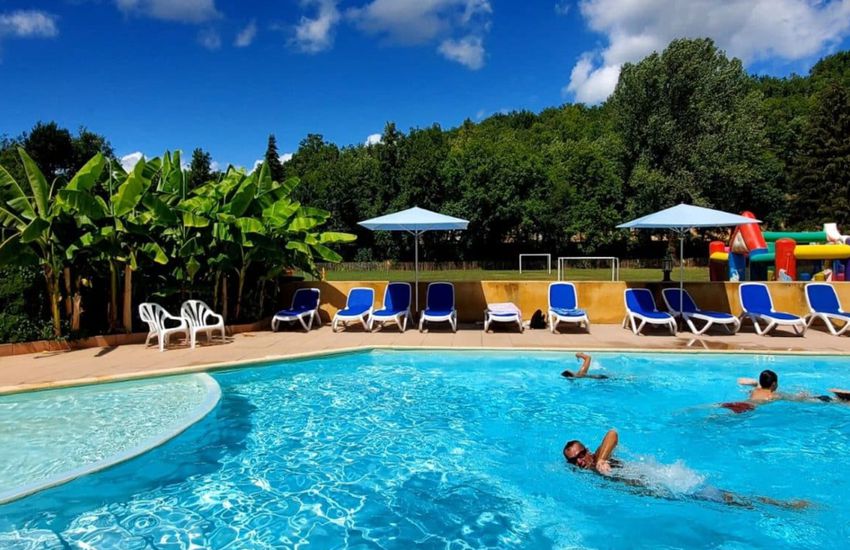 Camping Le Pont De Mazerat