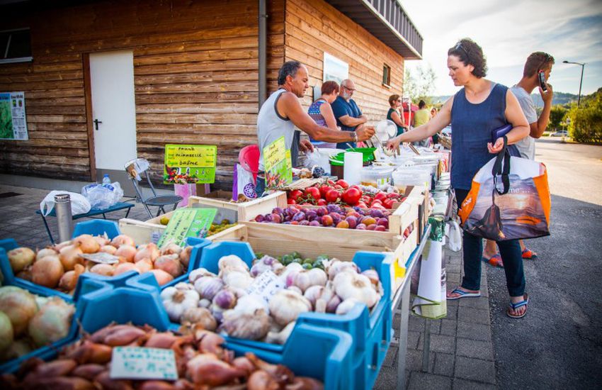 Camping Ecologique La Roche d'Ully